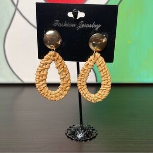Teardrop Natural Rattan Whicker Bohemian Earrings ER04.4